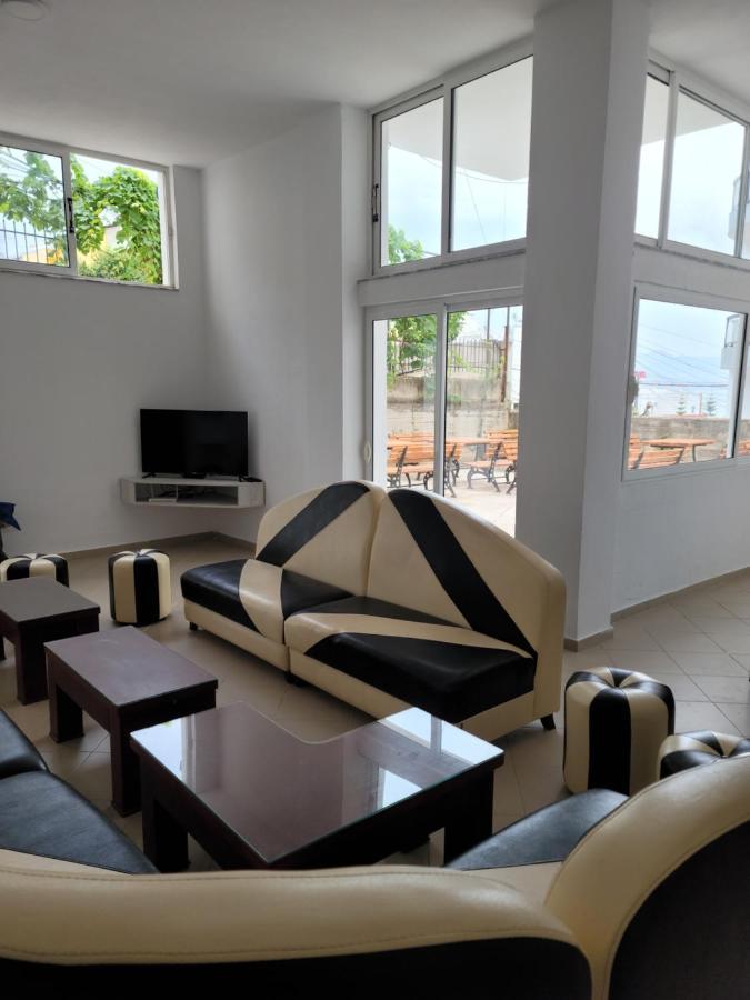 Hostel K13 Saranda Kültér fotó