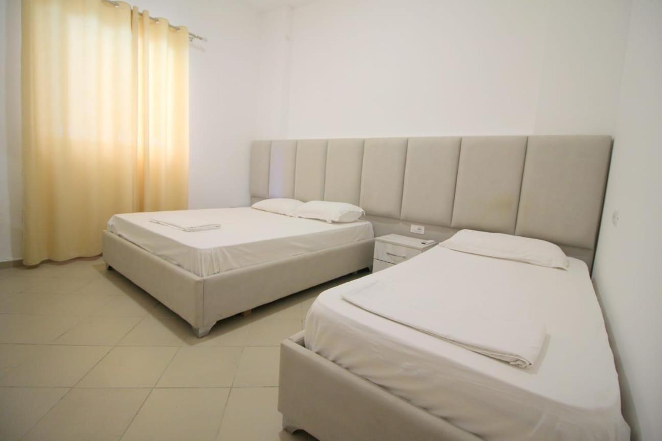 Hostel K13 Saranda Kültér fotó