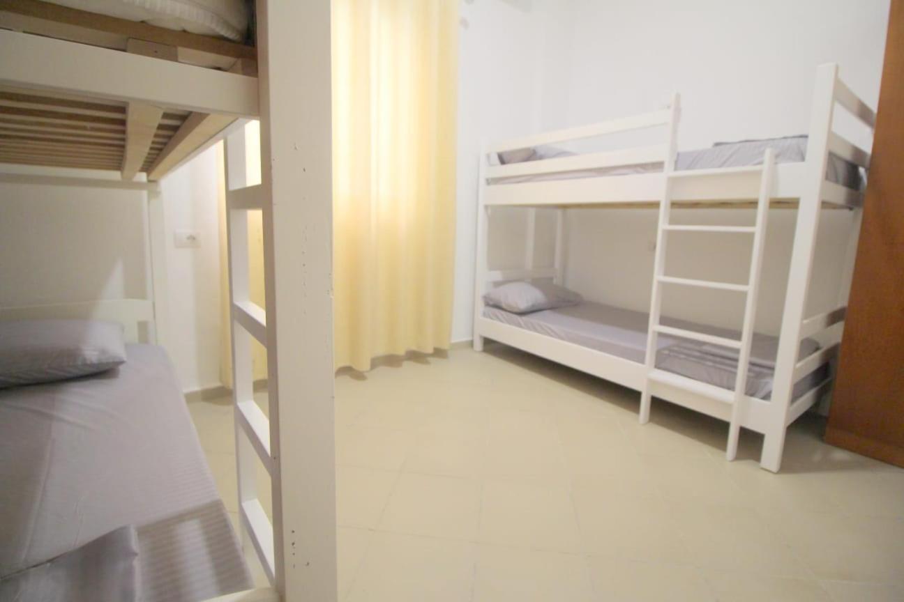 Hostel K13 Saranda Kültér fotó